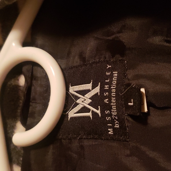 Miss Ashley coat - Picture 3 of 6